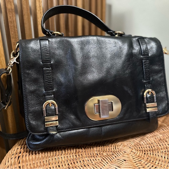 Badgley Mischka Black Leather Satchel Two—Toned Hardware Turnlock Crossbody - Picture 5 of 12